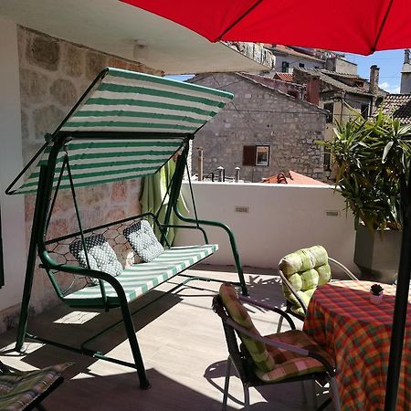 Paradise Apartment With Big Sunny Terrace In The Old Town, Few Meters From The Sea & Riva Promenade Split Dış mekan fotoğraf