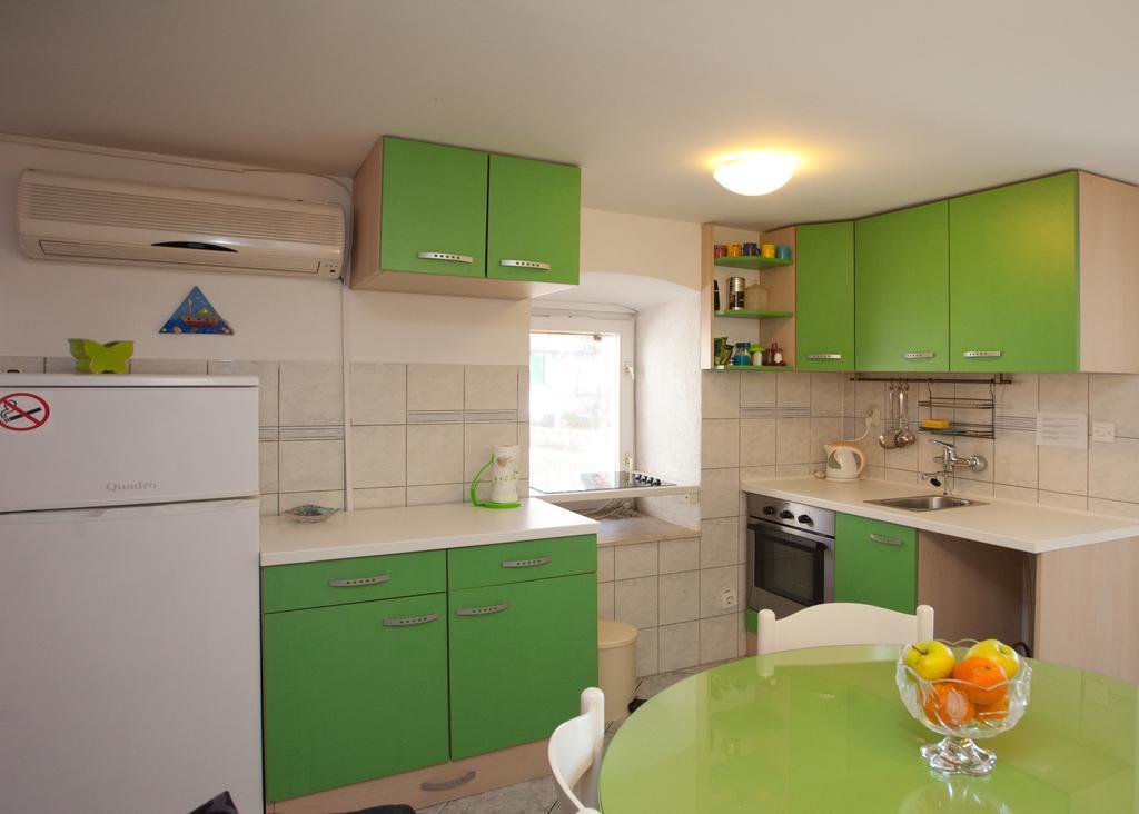 Paradise Apartment With Big Sunny Terrace In The Old Town, Few Meters From The Sea & Riva Promenade Split Oda fotoğraf