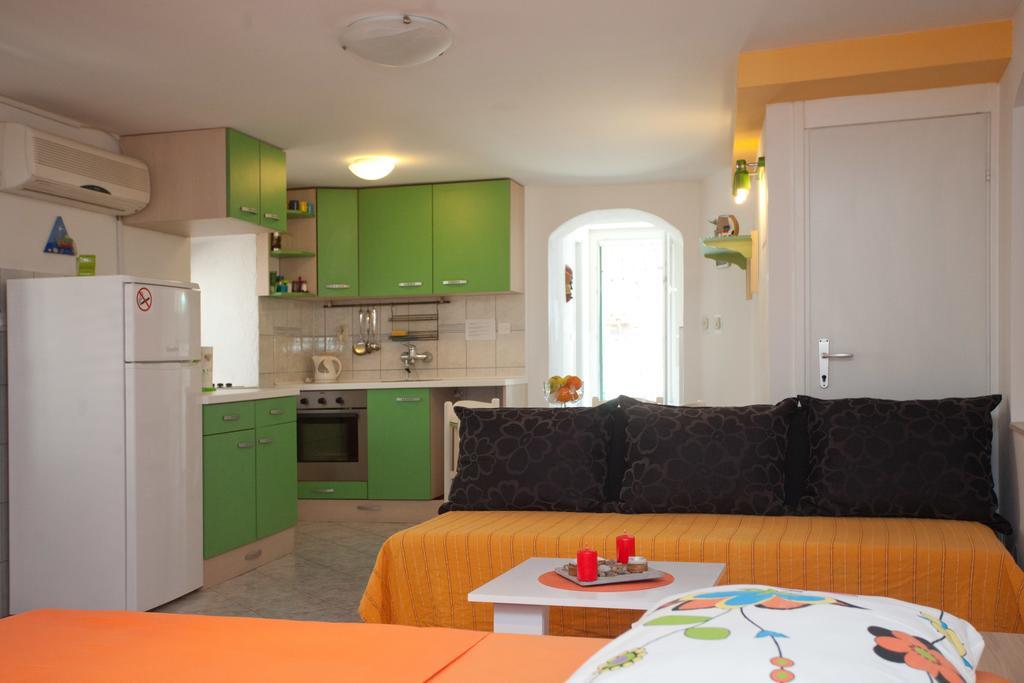 Paradise Apartment With Big Sunny Terrace In The Old Town, Few Meters From The Sea & Riva Promenade Split Oda fotoğraf