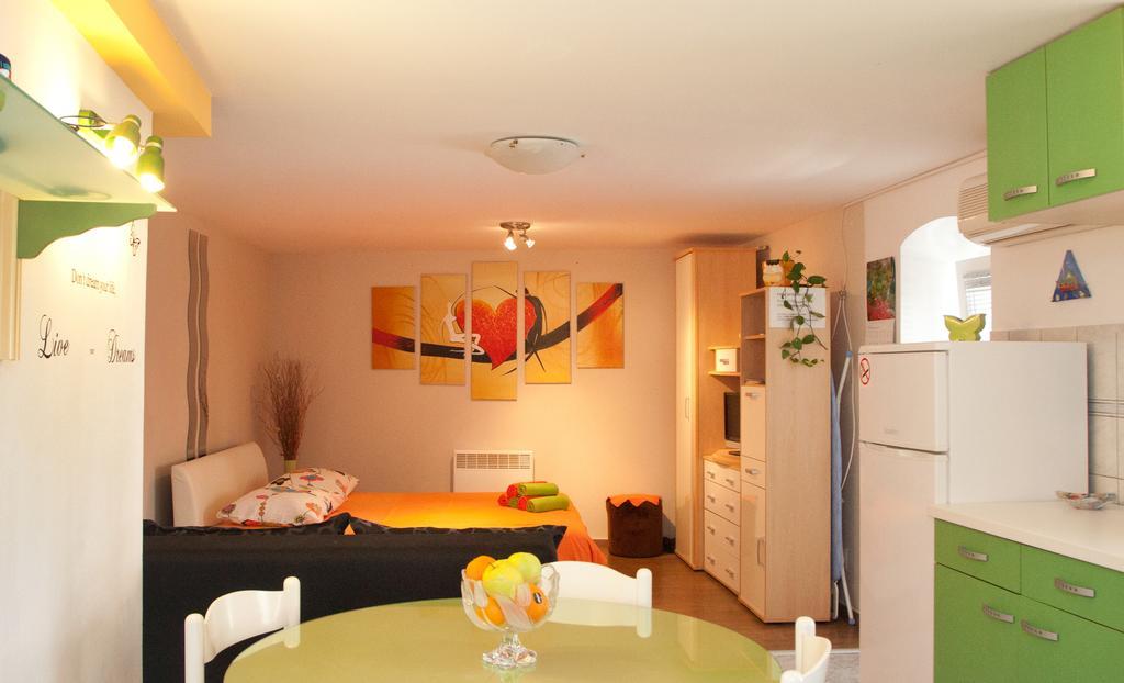 Paradise Apartment With Big Sunny Terrace In The Old Town, Few Meters From The Sea & Riva Promenade Split Oda fotoğraf