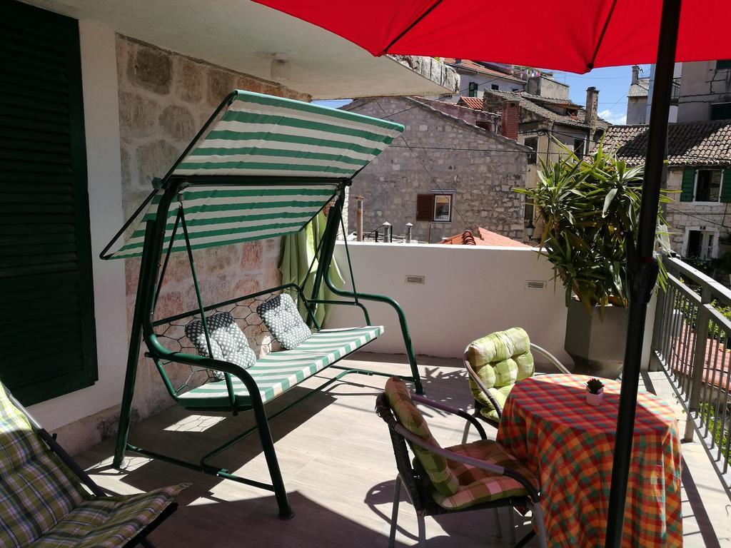 Paradise Apartment With Big Sunny Terrace In The Old Town, Few Meters From The Sea & Riva Promenade Split Dış mekan fotoğraf